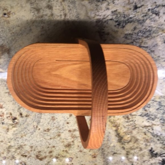 Pear Tree Basket - Picture 4 of 4